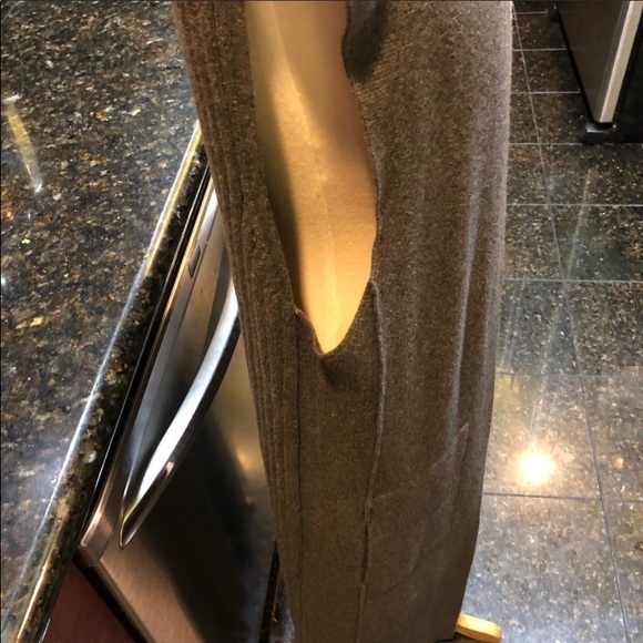 - Nikki jones grey maxi sweater VEST small &… - Picture 2 of 6